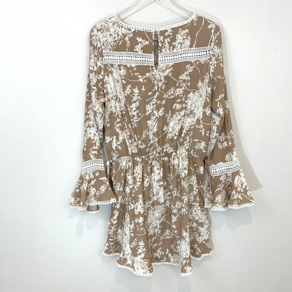 Accuracy A La Plage 100% Silk Floral Tan Dress Large NWT - Picture 2 of 9